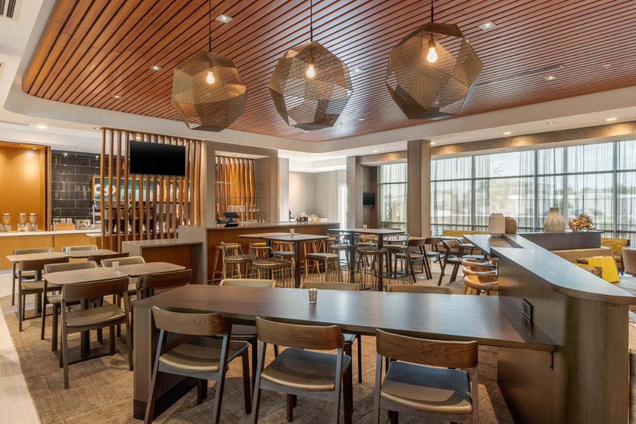 Springhill Suites Charlotte Southwest Bagian luar foto